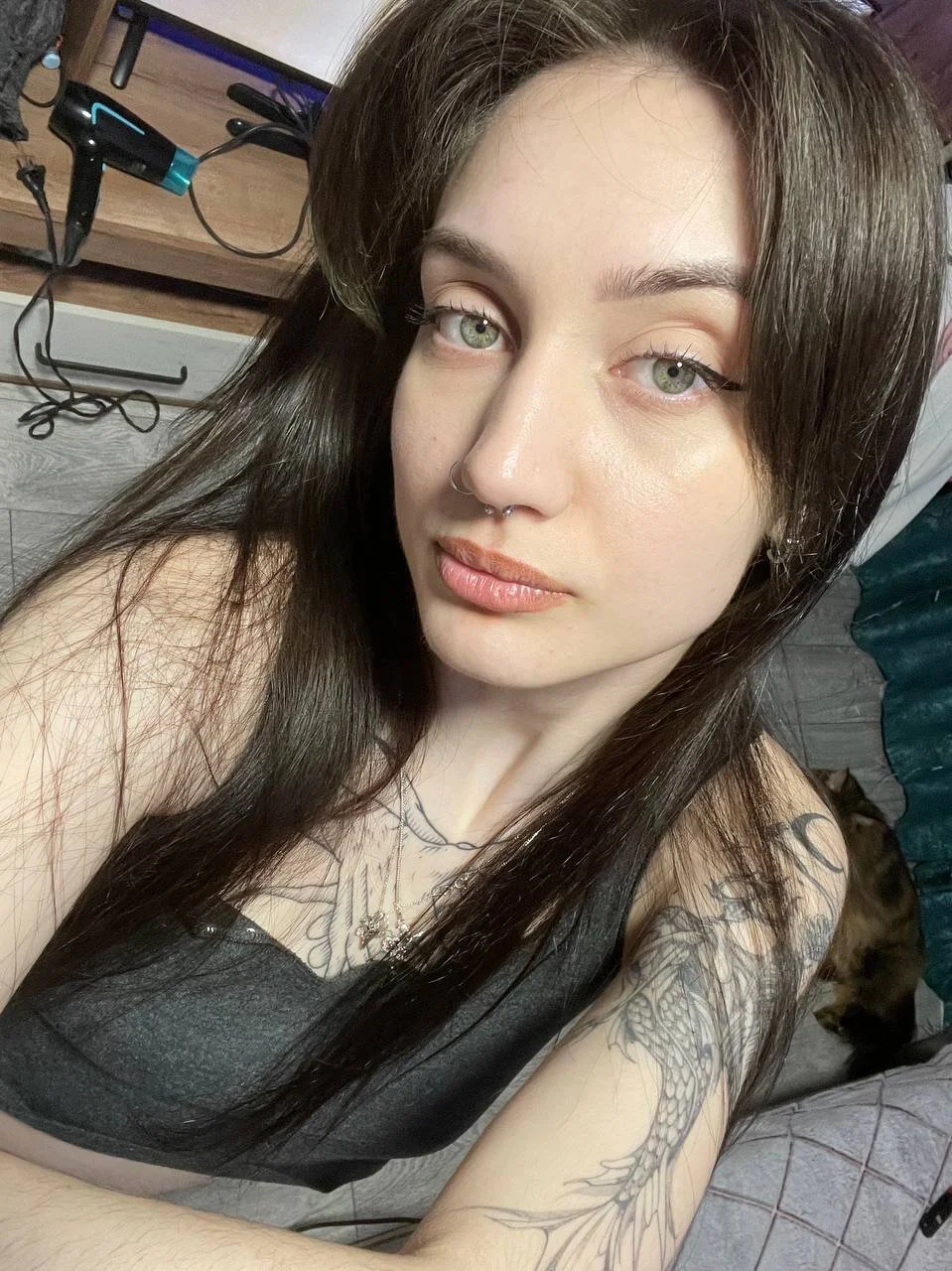 XXX Porn Photo of Nude olivianorton 9