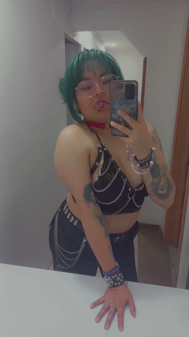XXX Porn Photo of Nude lucky-leah 35