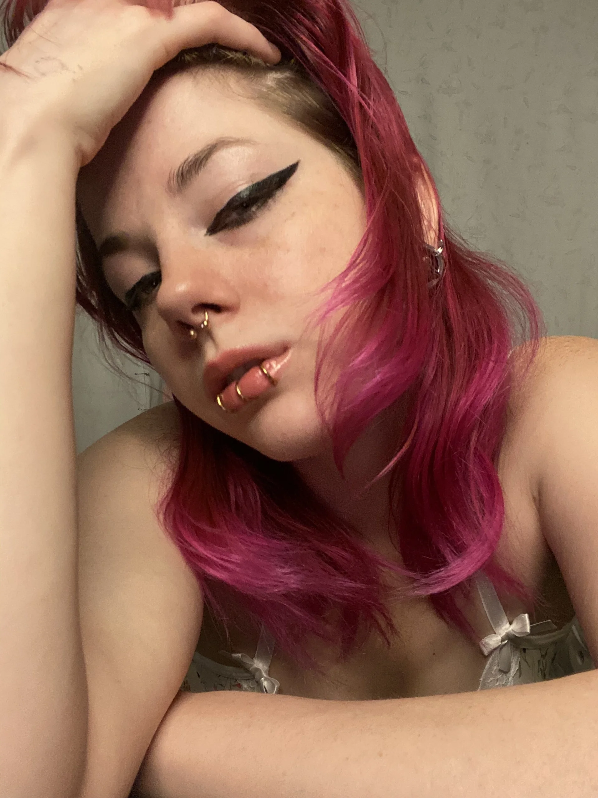 XXX Porn Photo of Nude Chained_Aless 40