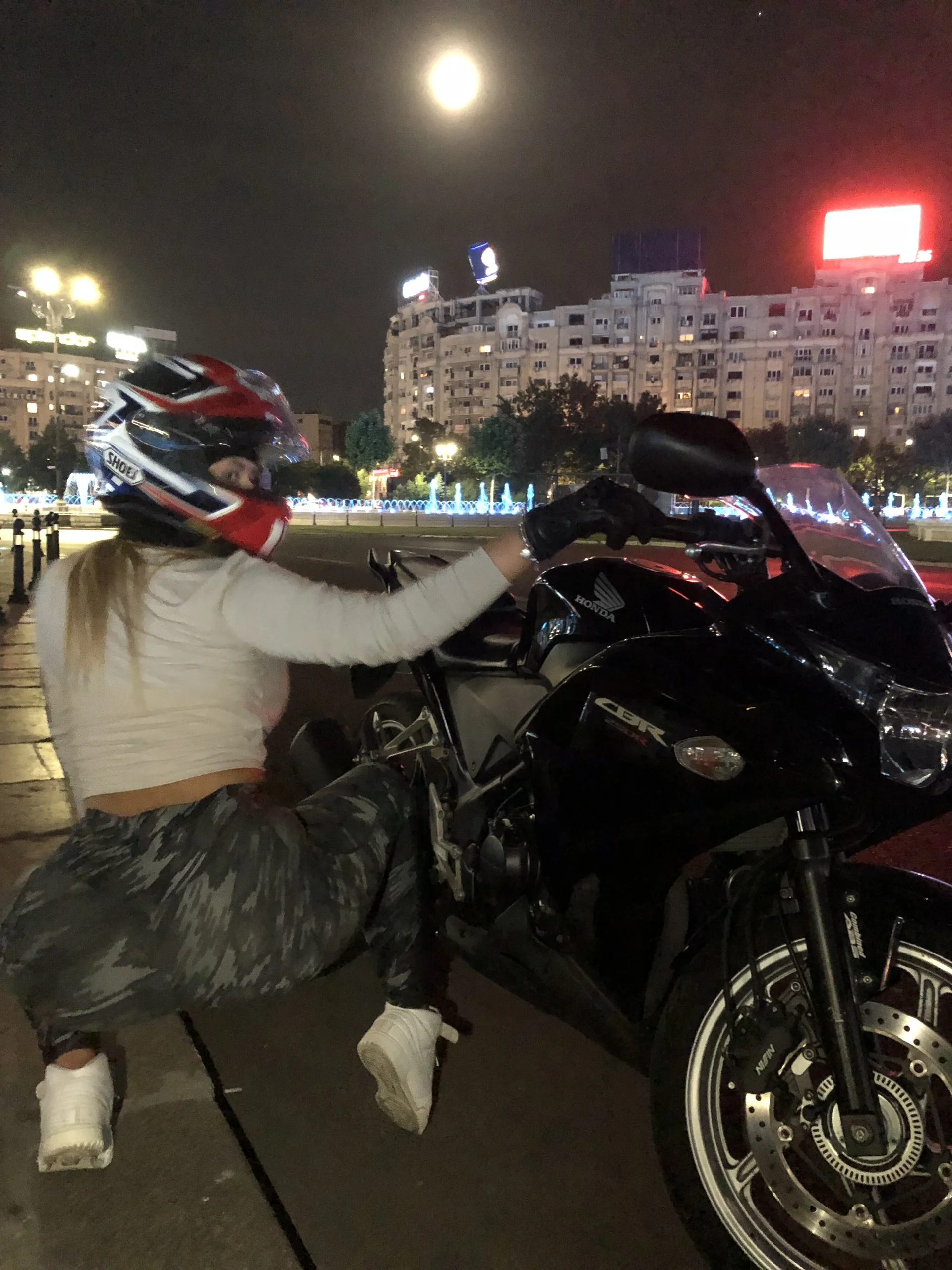 XXX Porn Photo of Nude Aneri 60