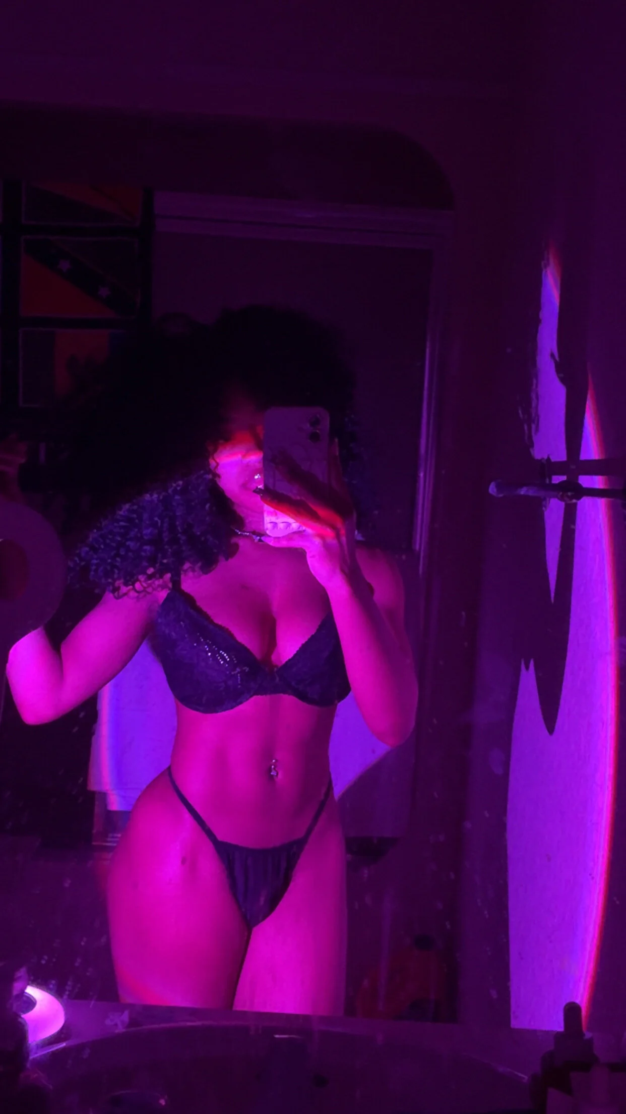 XXX Porn Photo of Nude lifeoftt_19xx 165