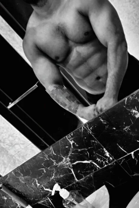 XXX Porn Photo of Nude FlirtyxBoy 5