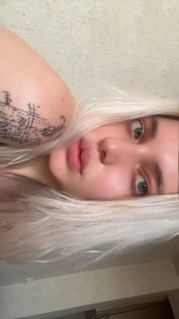 XXX Porn Photo of Nude Kittynyxxbae 4