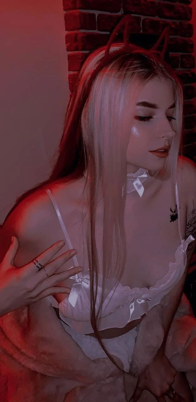 XXX Porn Photo of Nude Babymoney_2007 25