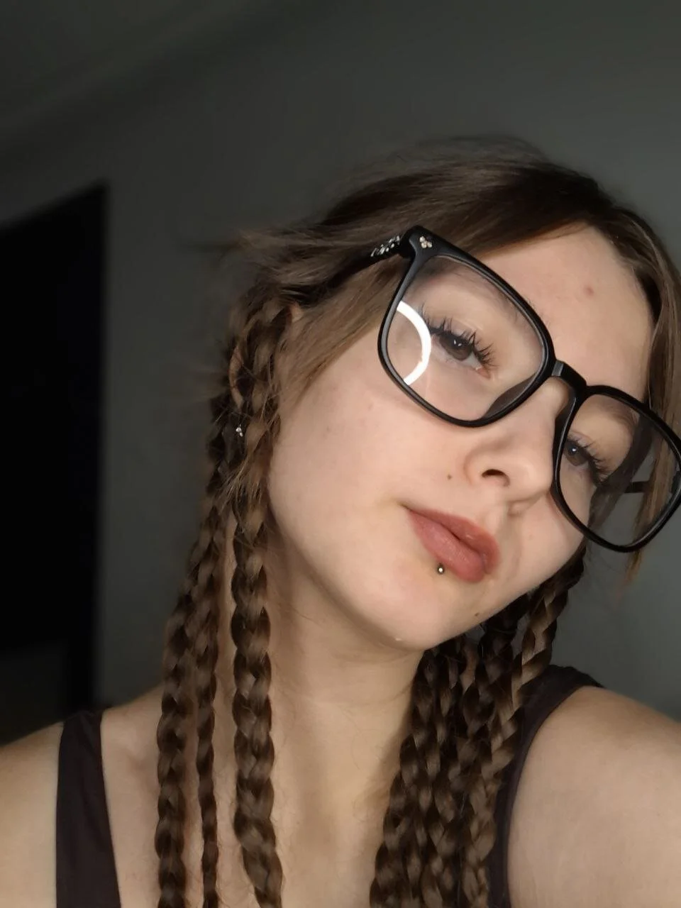 XXX Porn Photo of Nude DongMolt 323