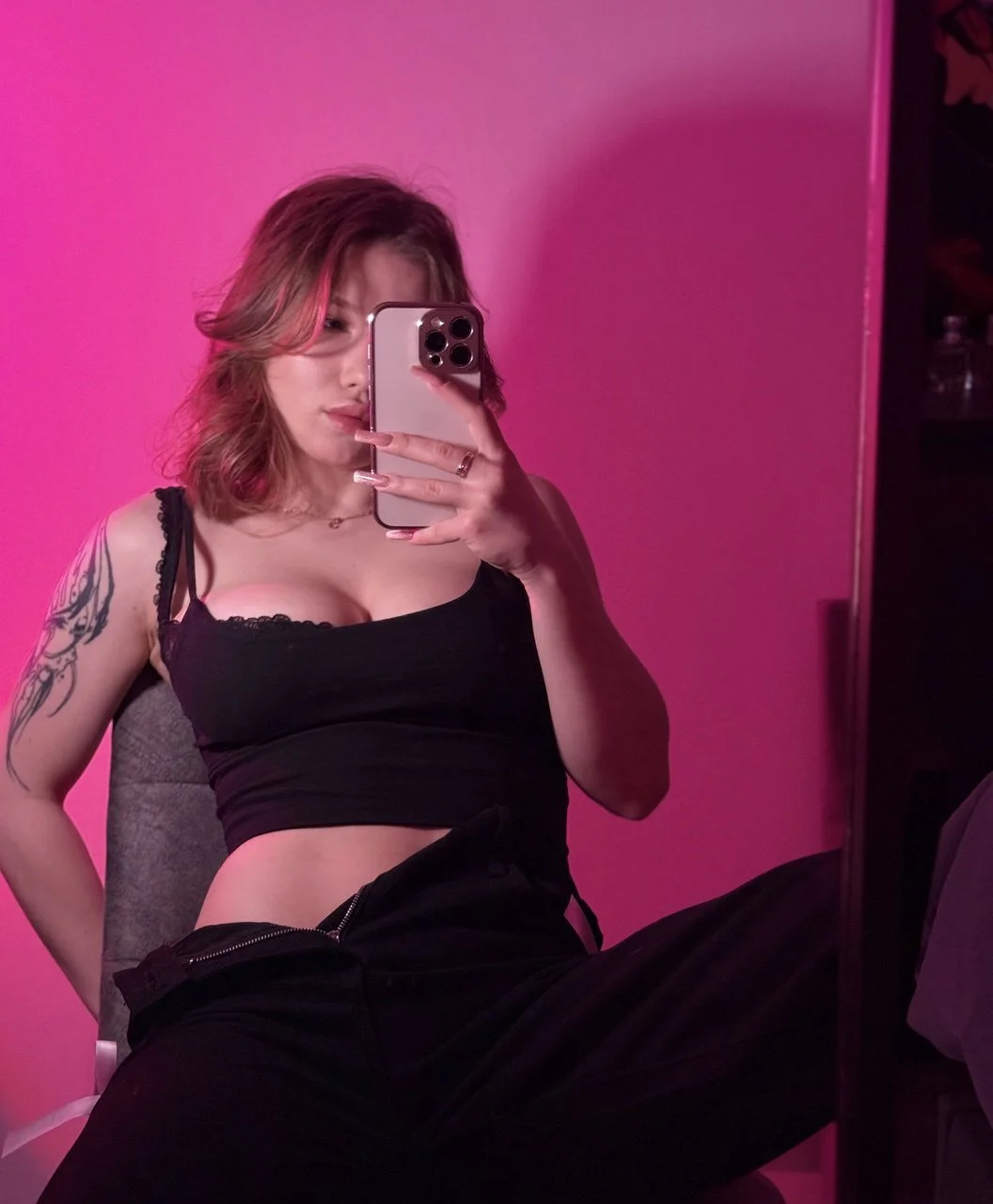XXX Porn Photo of Nude hey_tyankaa 3