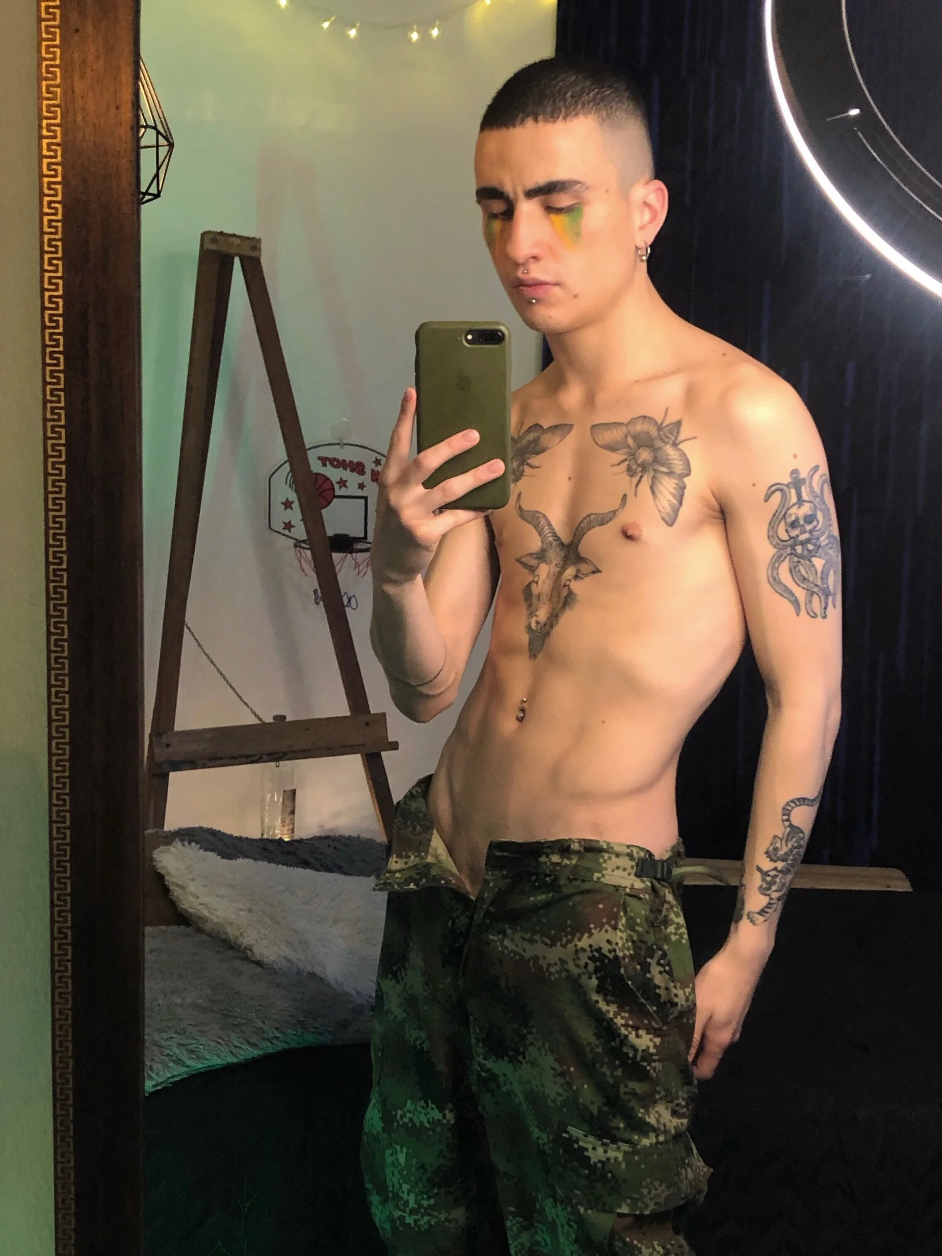 XXX Porn Photo of Nude syd_onfire 1
