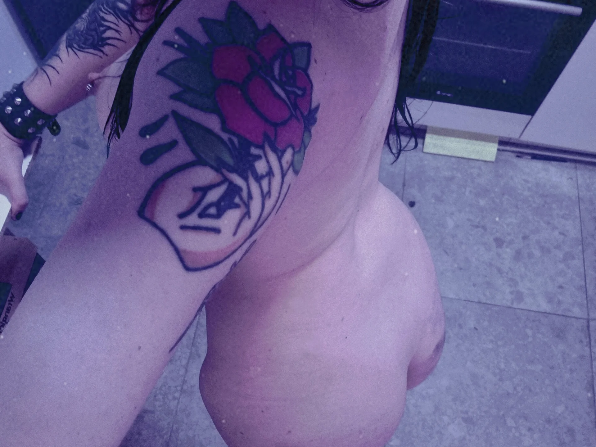 XXX Porn Photo of Nude whatevaandissues 19
