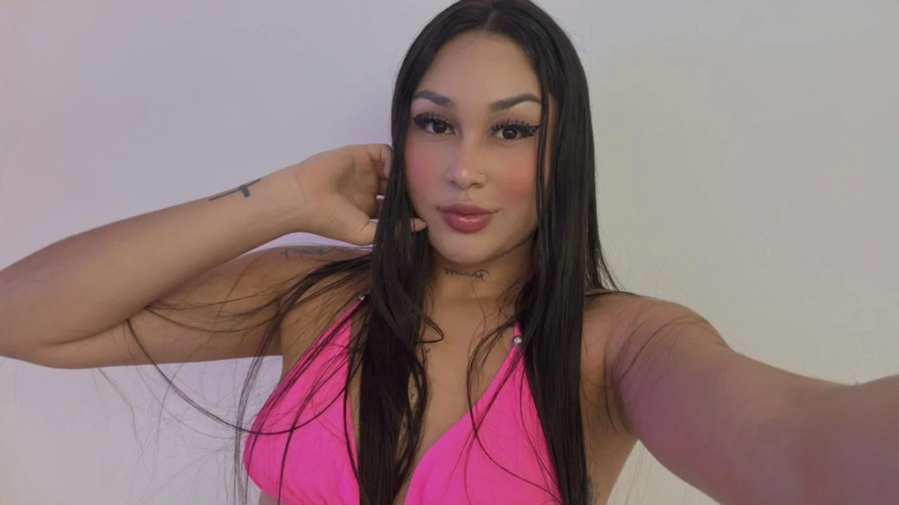 XXX Porn Photo of Nude kylie_pregnat 2