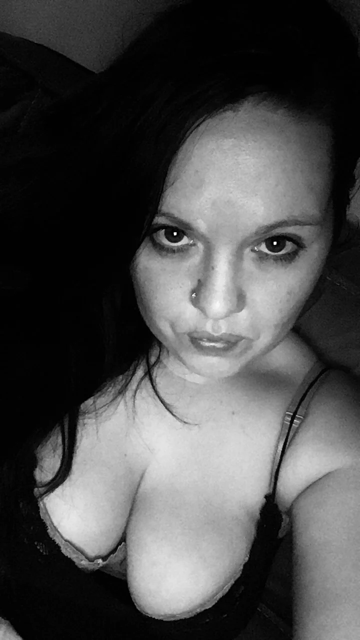 XXX Porn Photo of Nude LunaMae0x0 4