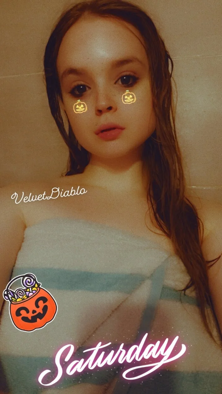 XXX Porn Photo of Nude VelvetDiablo 94