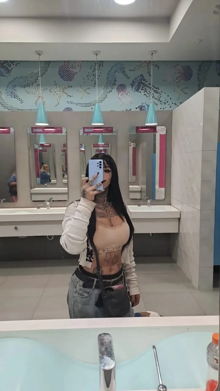XXX Porn Photo of Nude Gigi_Moss1 1