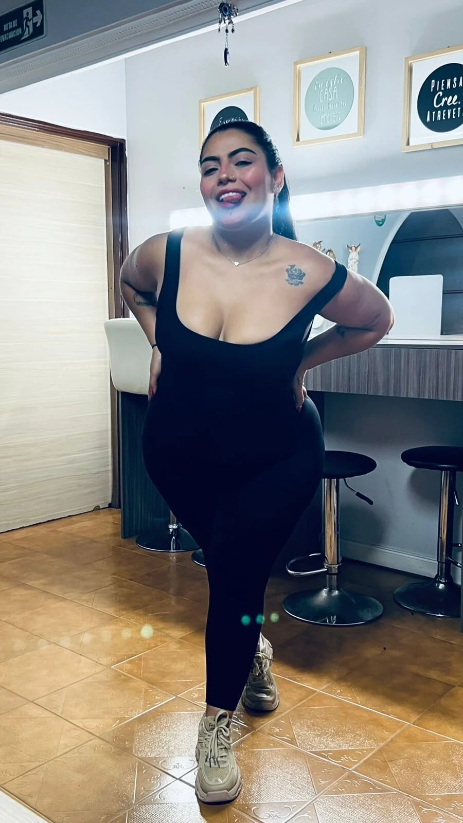 XXX Porn Photo of Nude kiana_cream 700