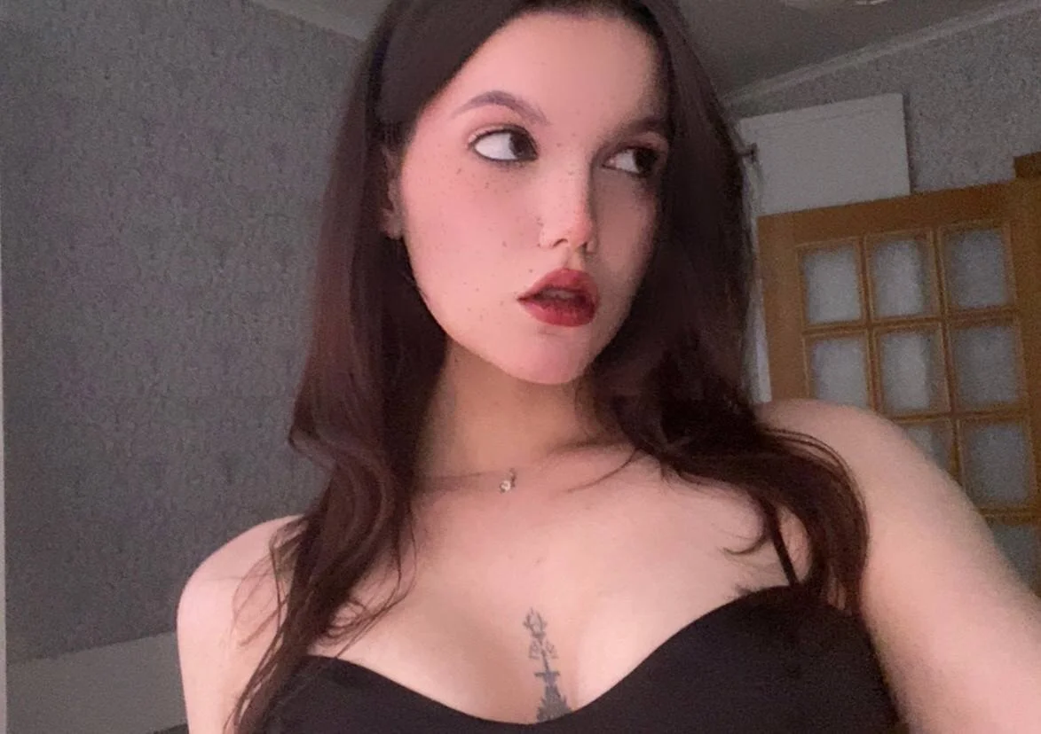 XXX Porn Photo of Nude TessieBarriault 3