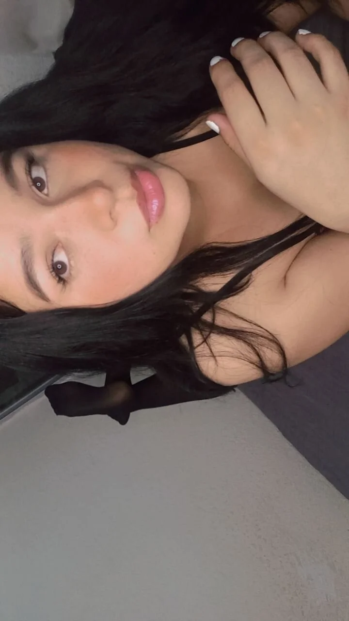 XXX Porn Photo of Nude Leslydeleon23 11