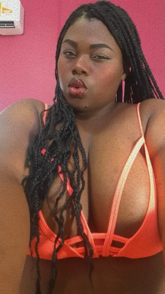 XXX Porn Photo of Nude ebonny_suggarmommy1 6