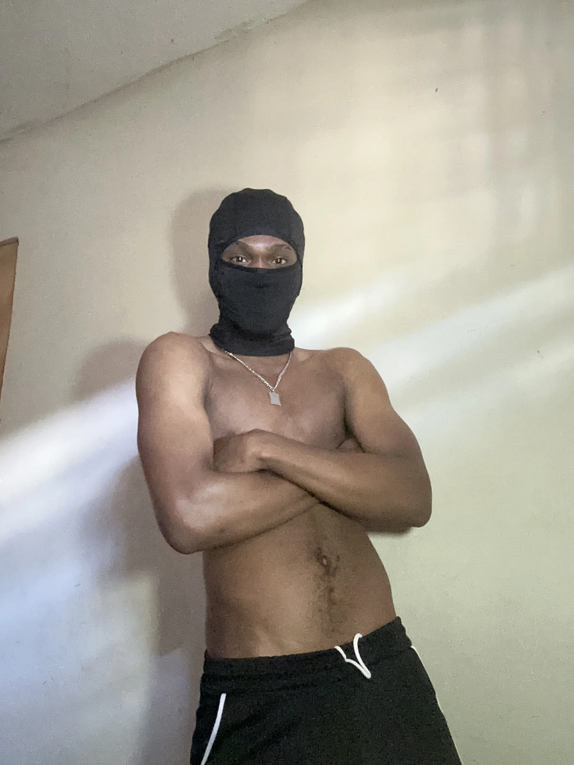 XXX Porn Photo of Nude MaskedBoiiXL 5