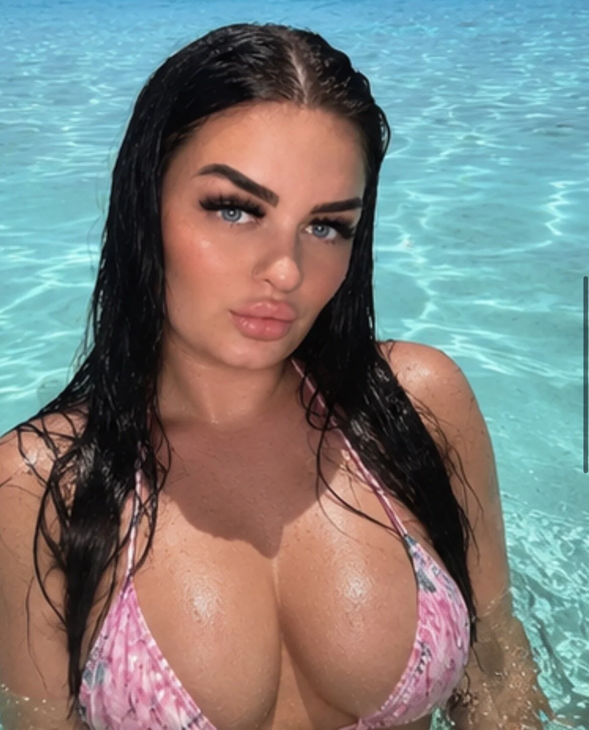 XXX Porn Photo of Nude busty-kiera 4