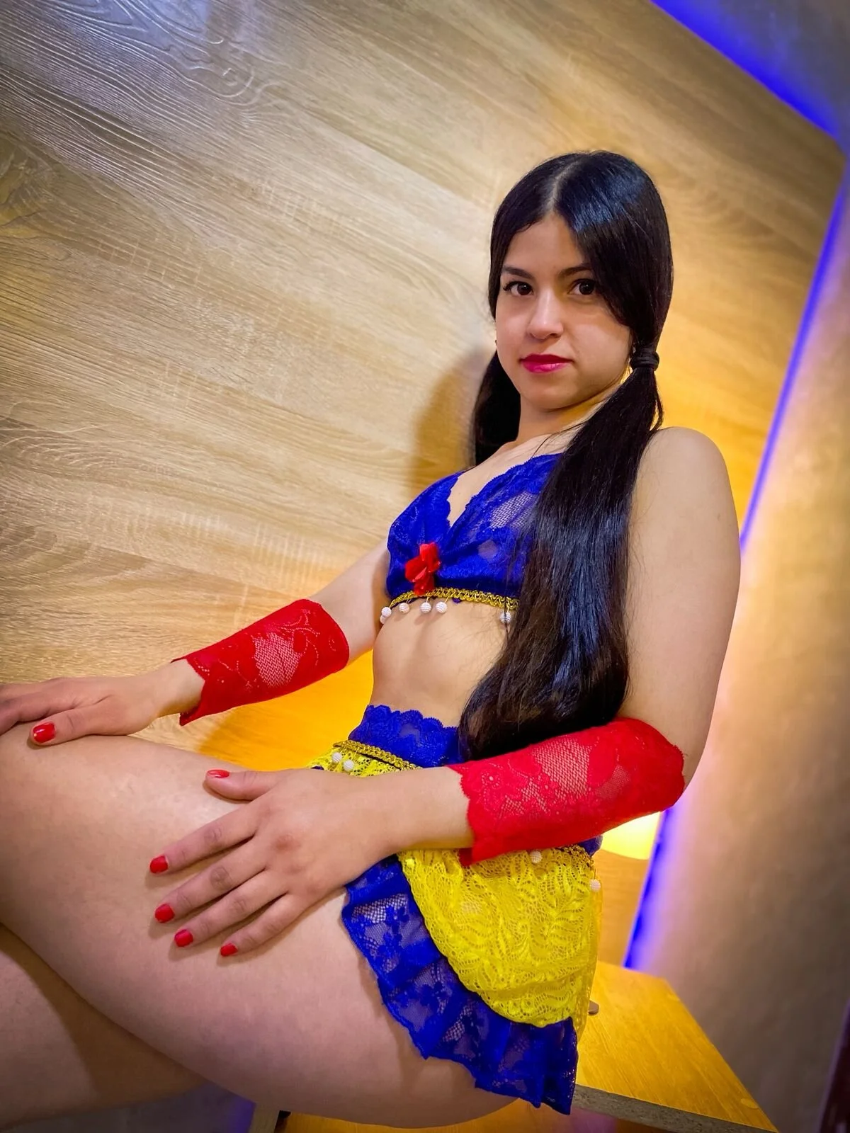 XXX Porn Photo of Nude Alysrous_Mar 26
