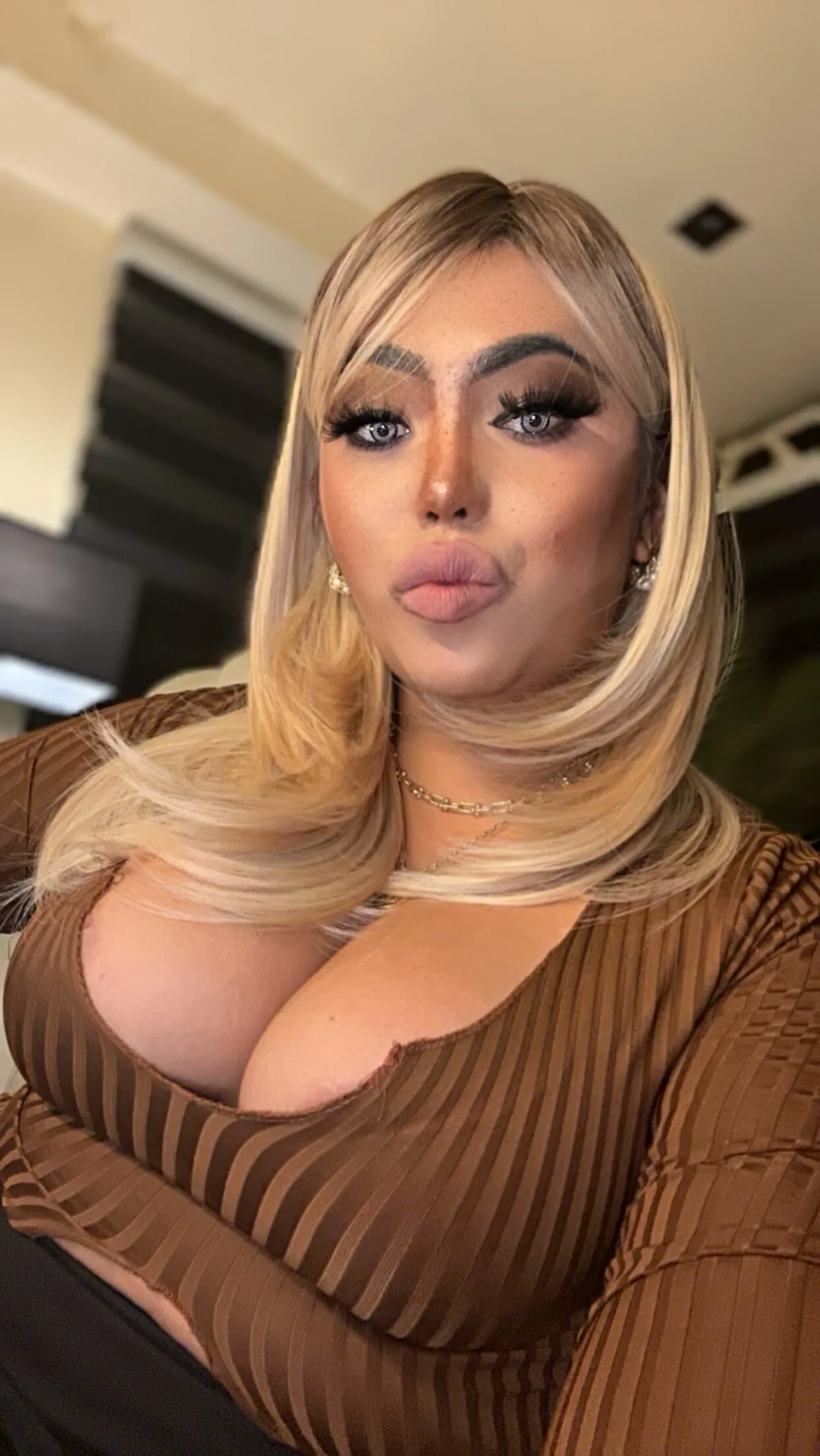 XXX Porn Photo of Nude XGoodnessGracious 3