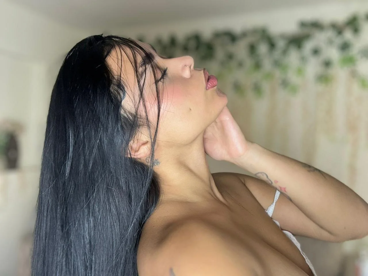 XXX Porn Photo of Nude meli_ortiz_ 44