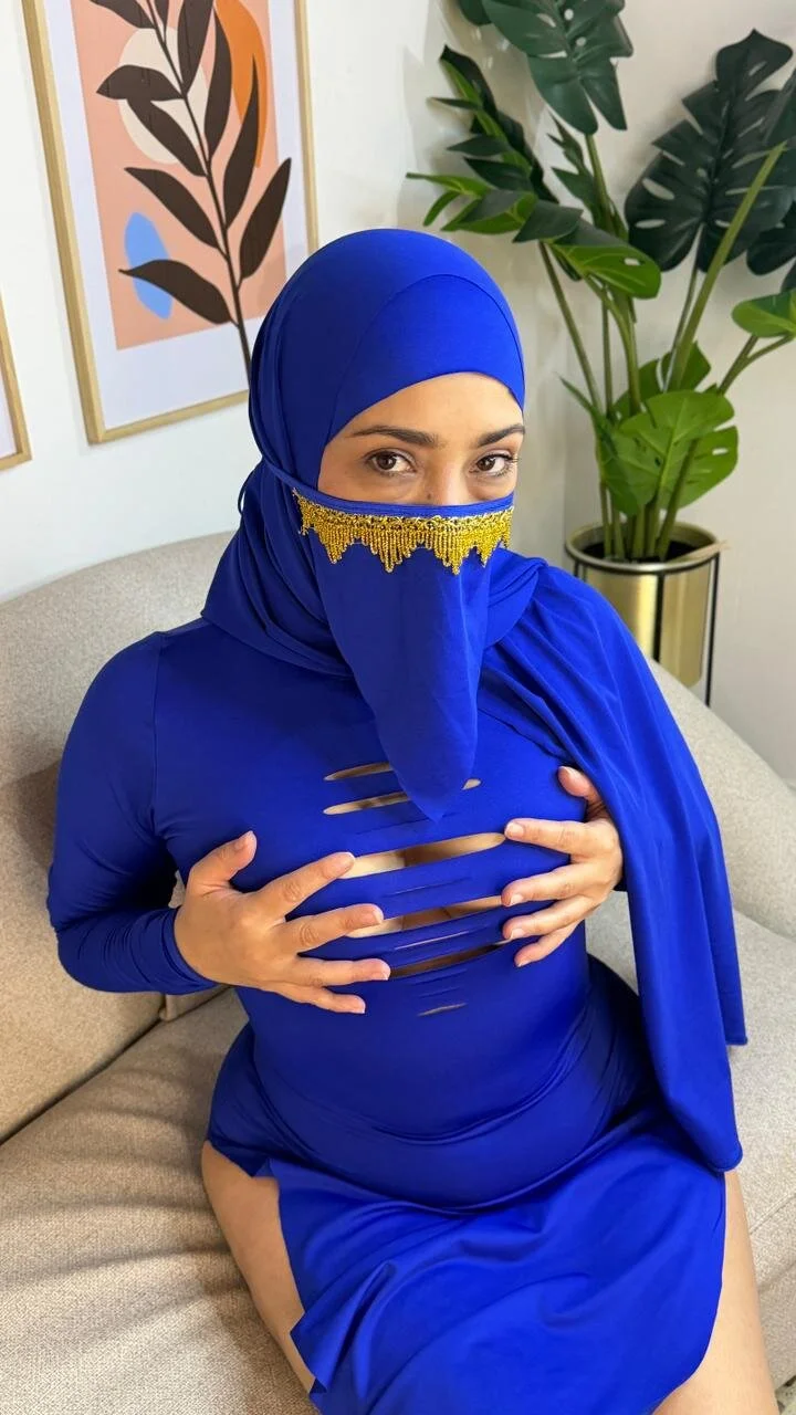 XXX Porn Photo of Nude alma_violet 2