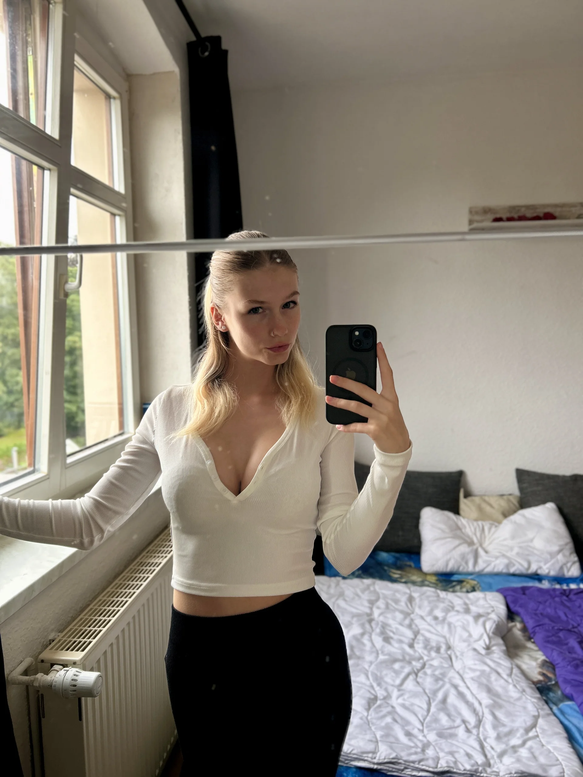 XXX Porn Photo of Nude Lilyschote_official 9