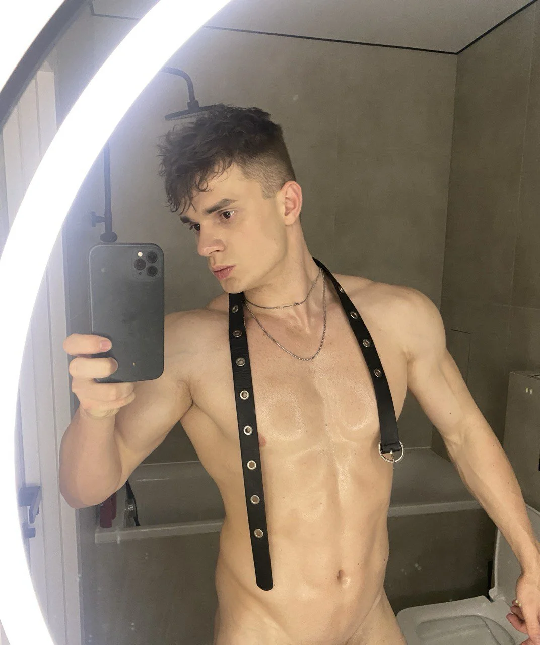 XXX Porn Photo of Nude fresh_b1ood 4