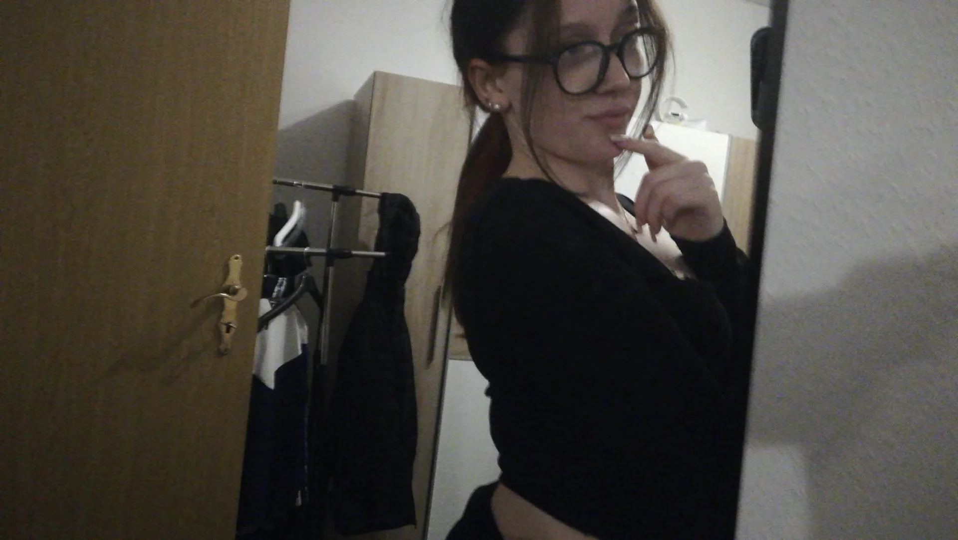 XXX Porn Photo of Nude YoungLisaa18 6