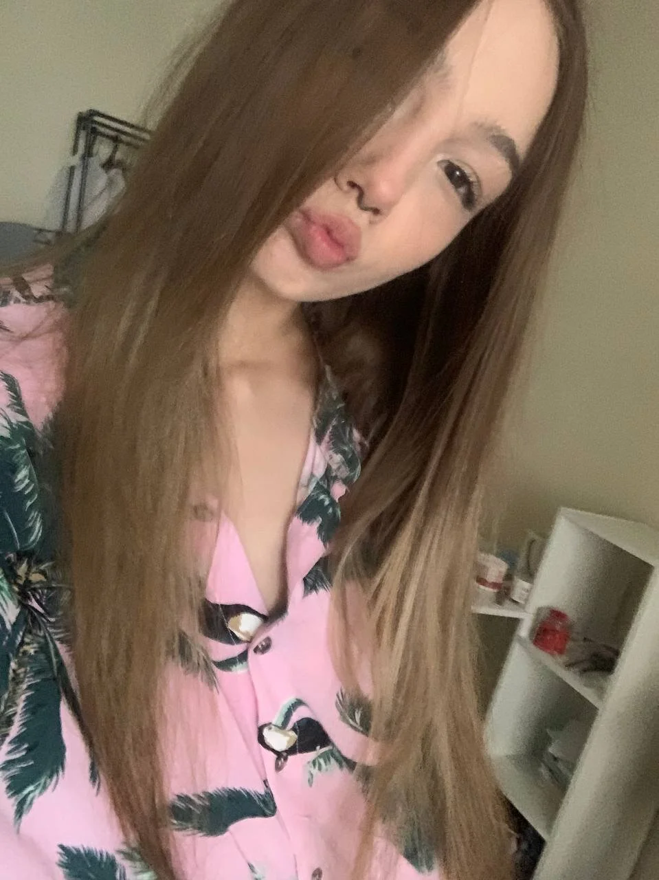 XXX Porn Photo of Nude HoneyComfy 38