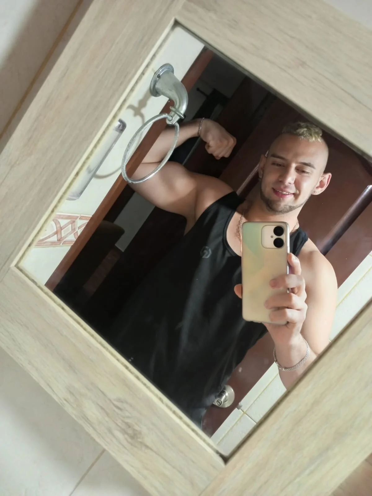 XXX Porn Photo of Nude Damon_Bakert 3
