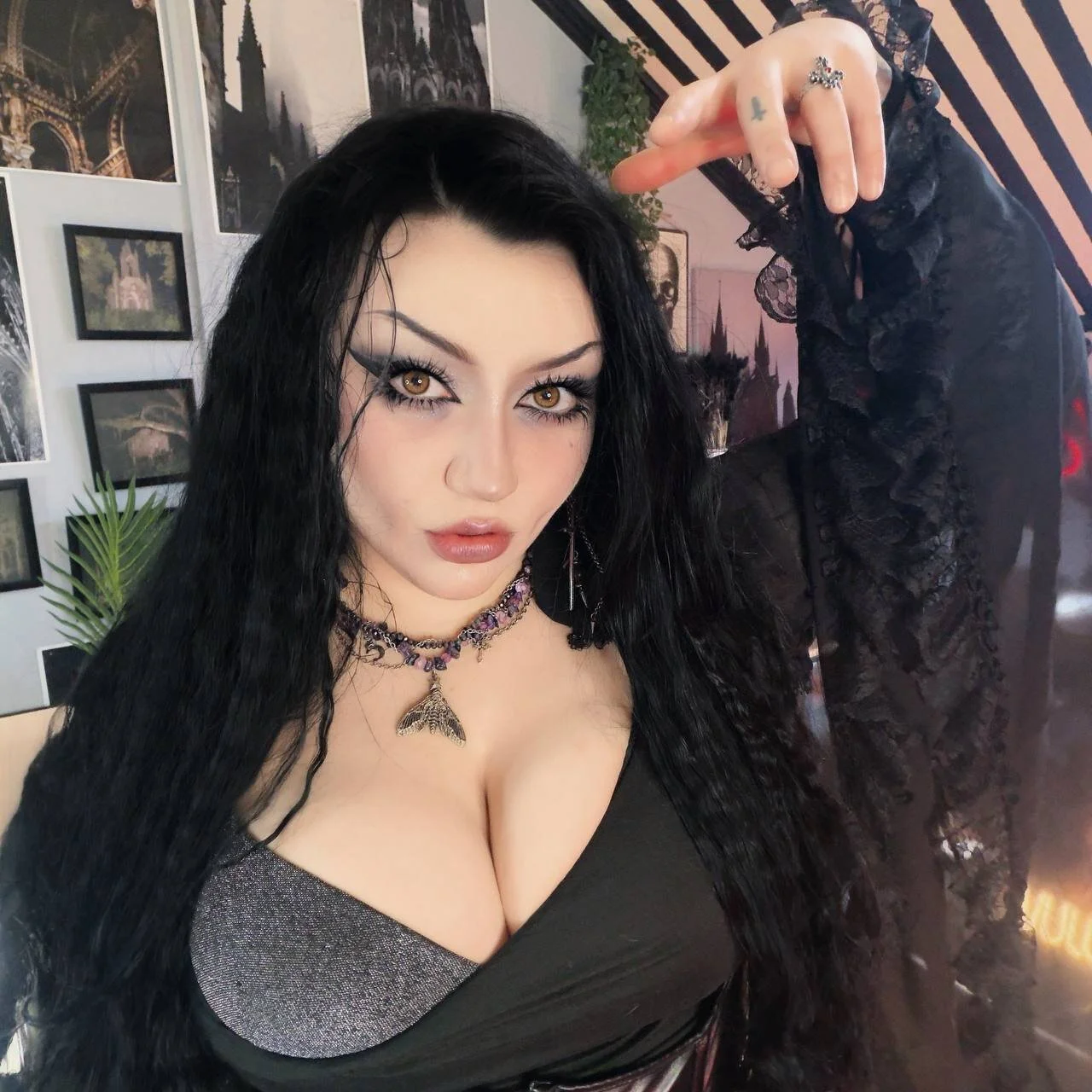 XXX Porn Photo of Nude vulagarmanners_ 24