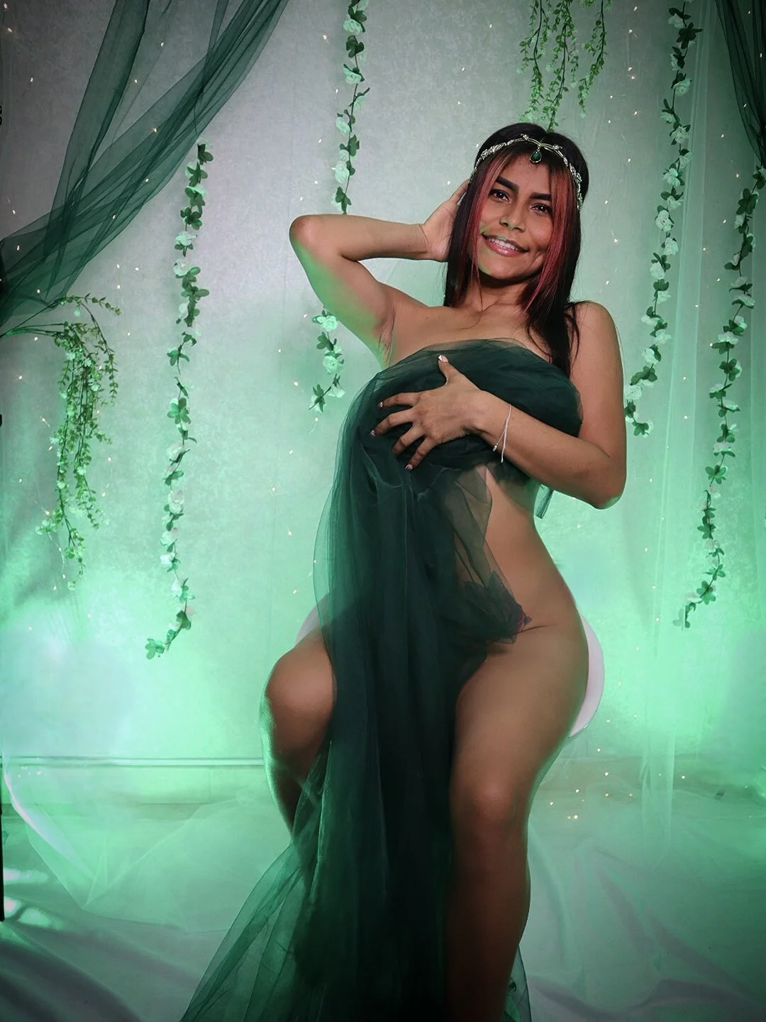 XXX Porn Photo of Nude naomy_jordan 9