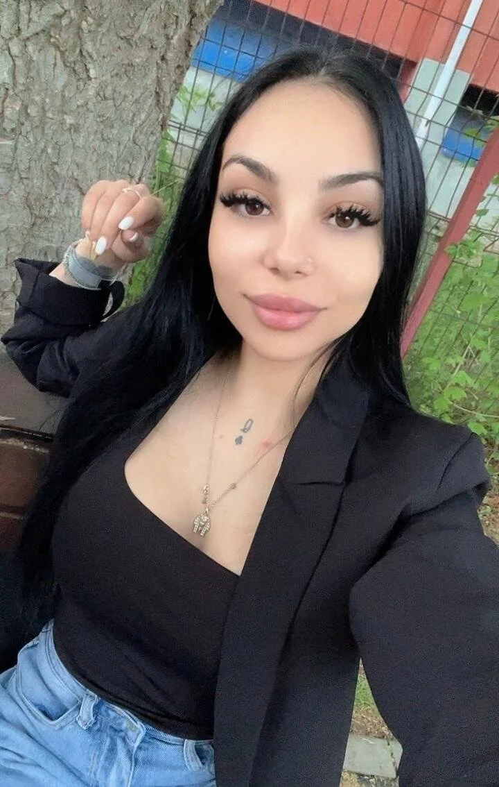 XXX Porn Photo of Nude MissSiennaa 17