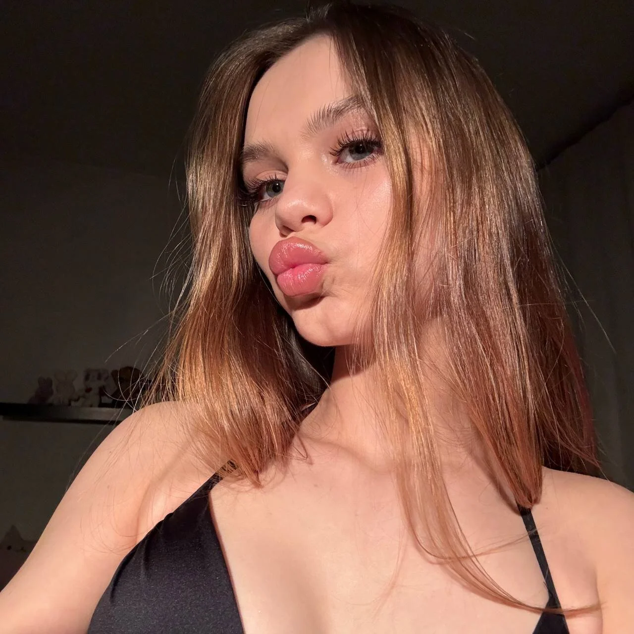 XXX Porn Photo of Nude its_me_lissa_ 13