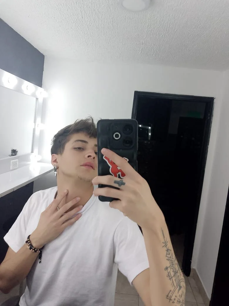 XXX Porn Photo of Nude stonne69 30