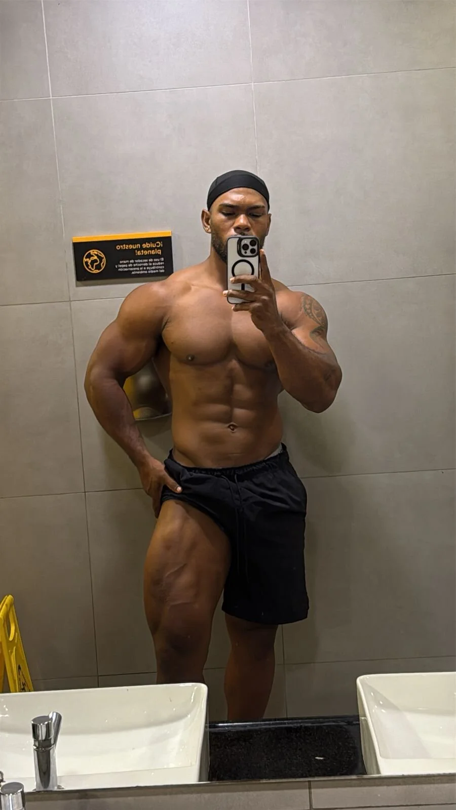 XXX Porn Photo of Nude Tyler_Waka01 32