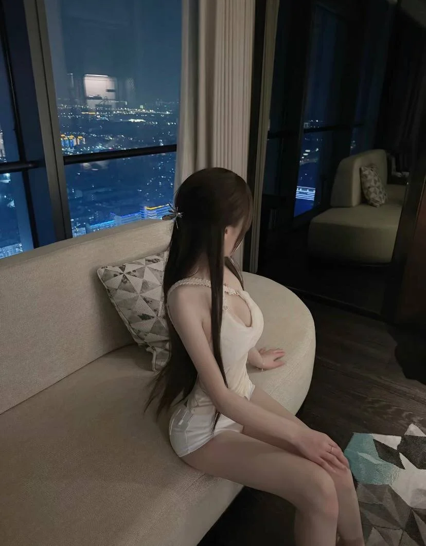 XXX Porn Photo of Nude nide-baby 4