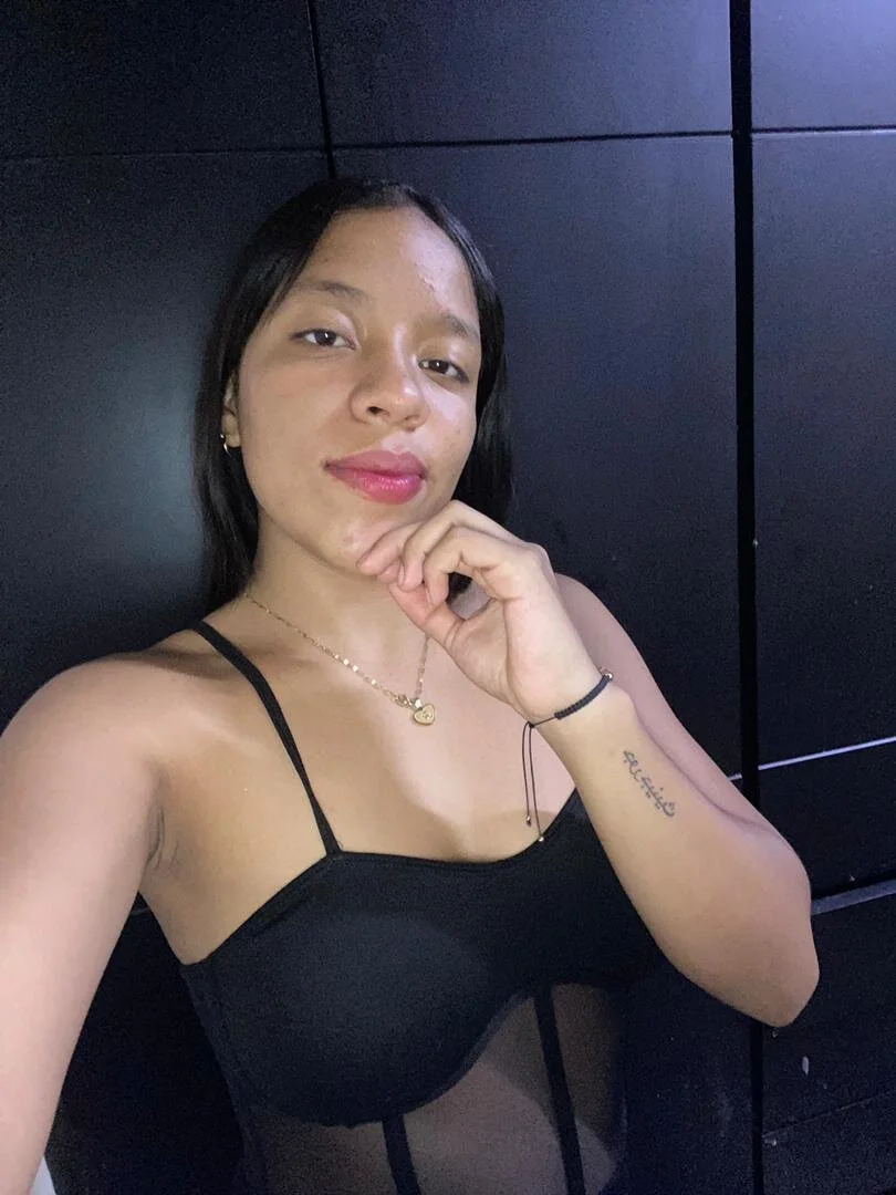 XXX Porn Photo of Nude luxury_group 6
