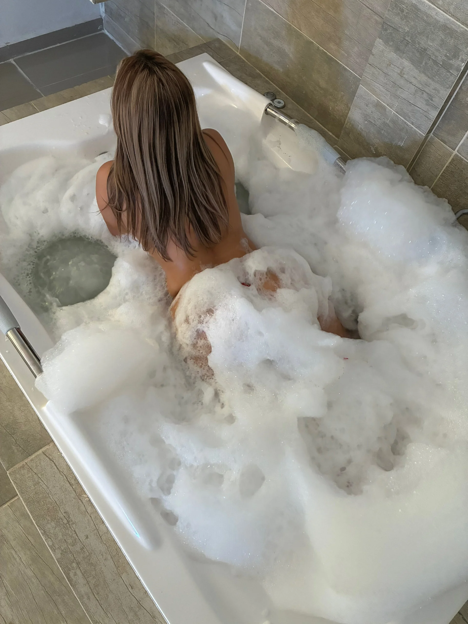 XXX Porn Photo of Nude Amya_Phone 2