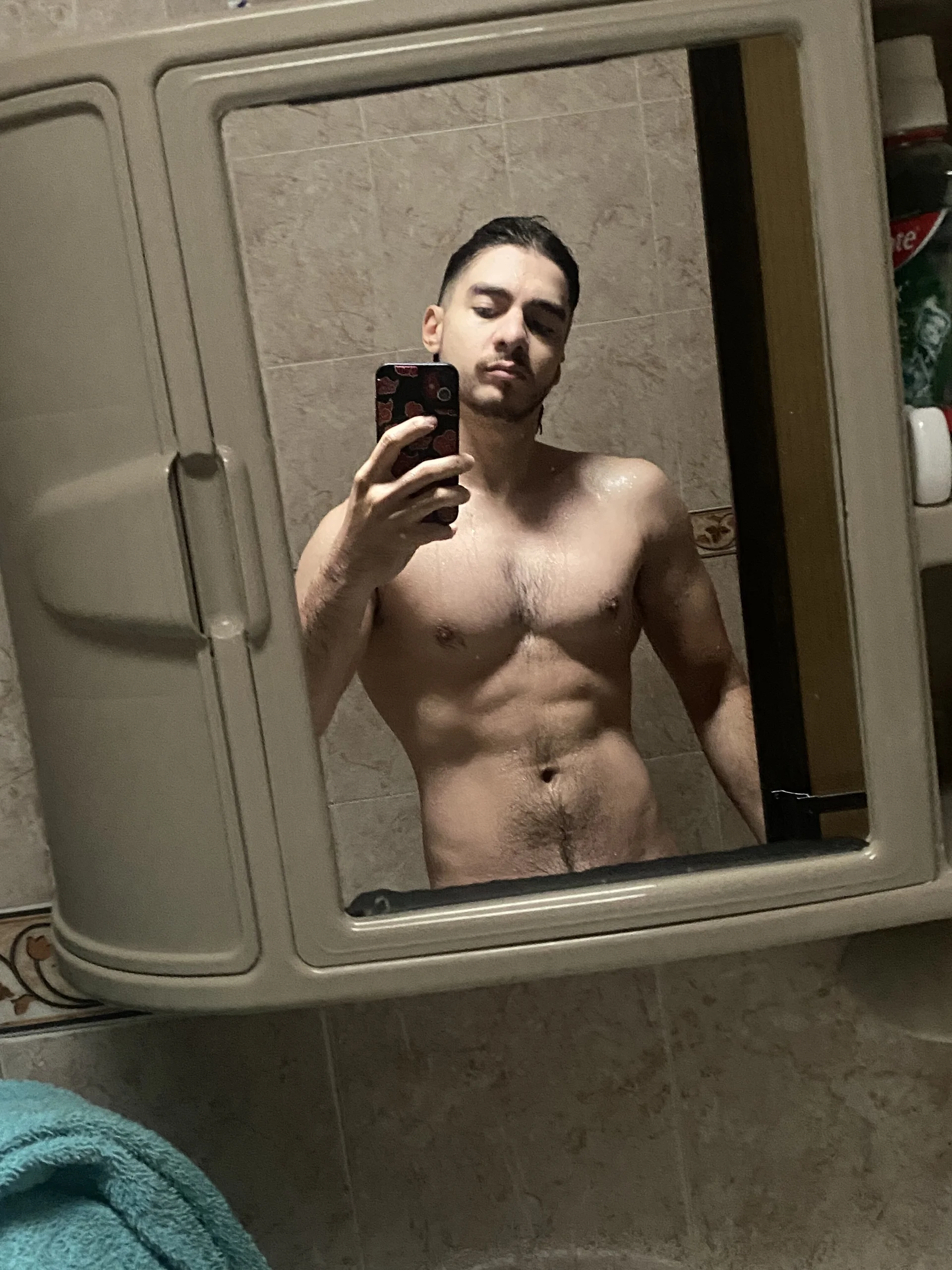XXX Porn Photo of Nude Eyvanhot 5