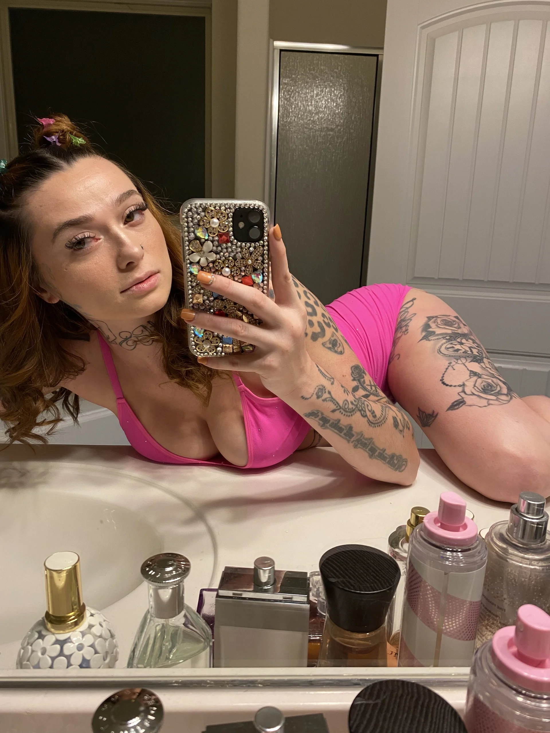 XXX Porn Photo of Nude karmathevixen 2