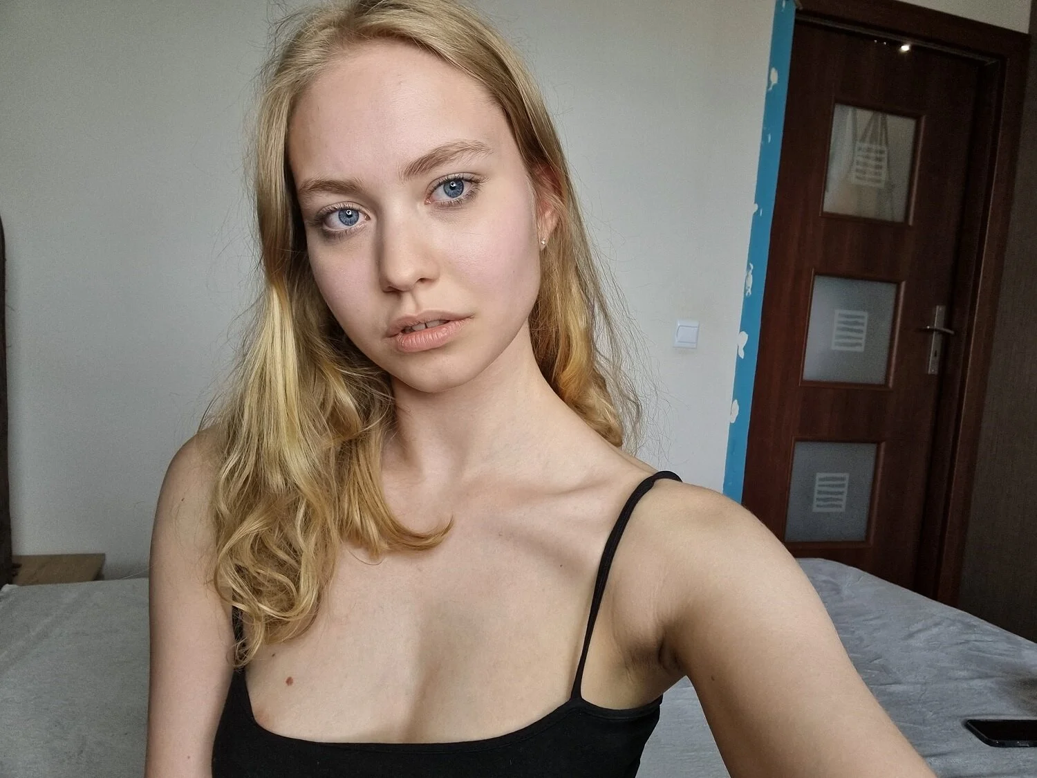 XXX Porn Photo of Nude AmazovaAny 19
