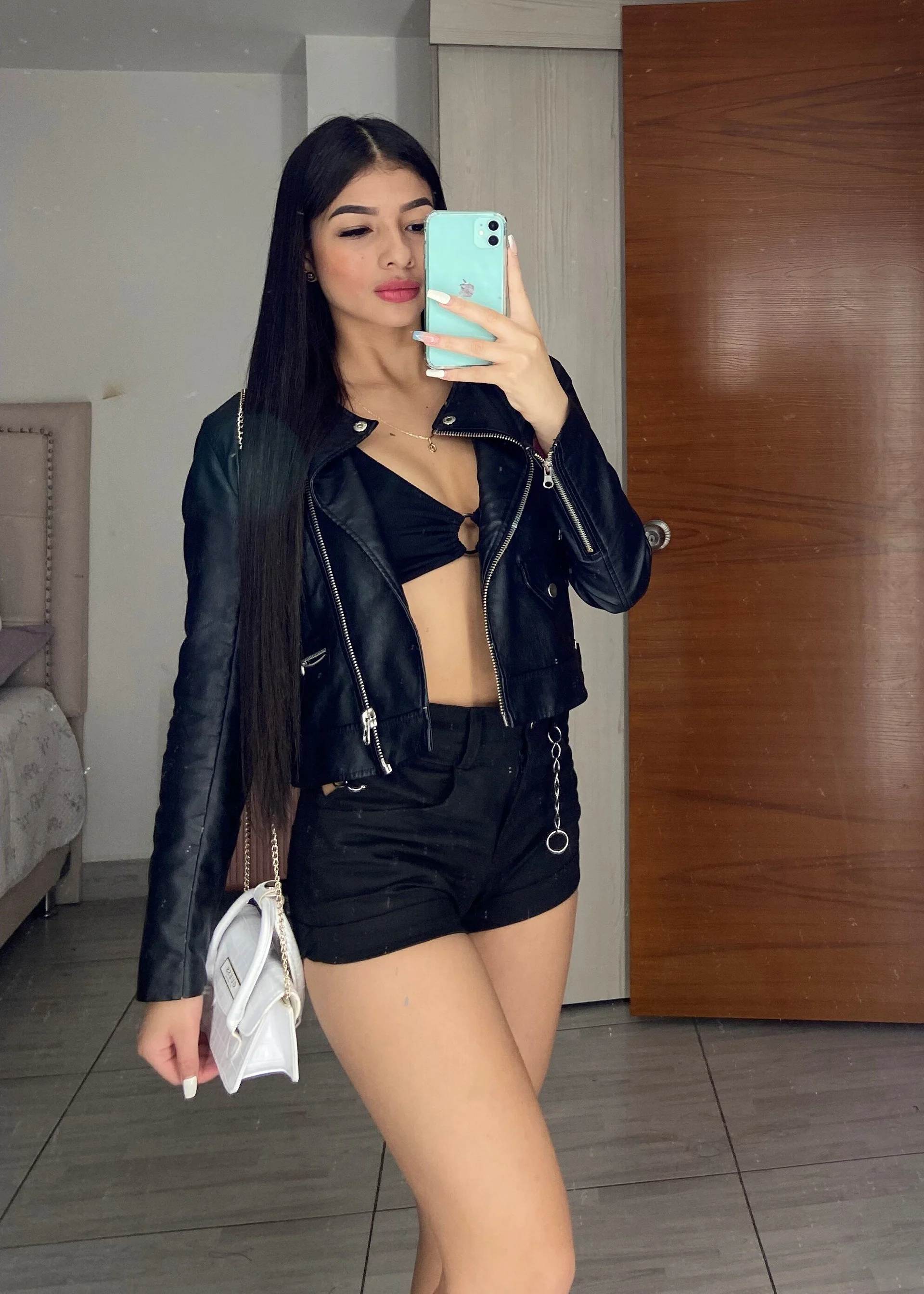 XXX Porn Photo of Nude Veronica_ar 5