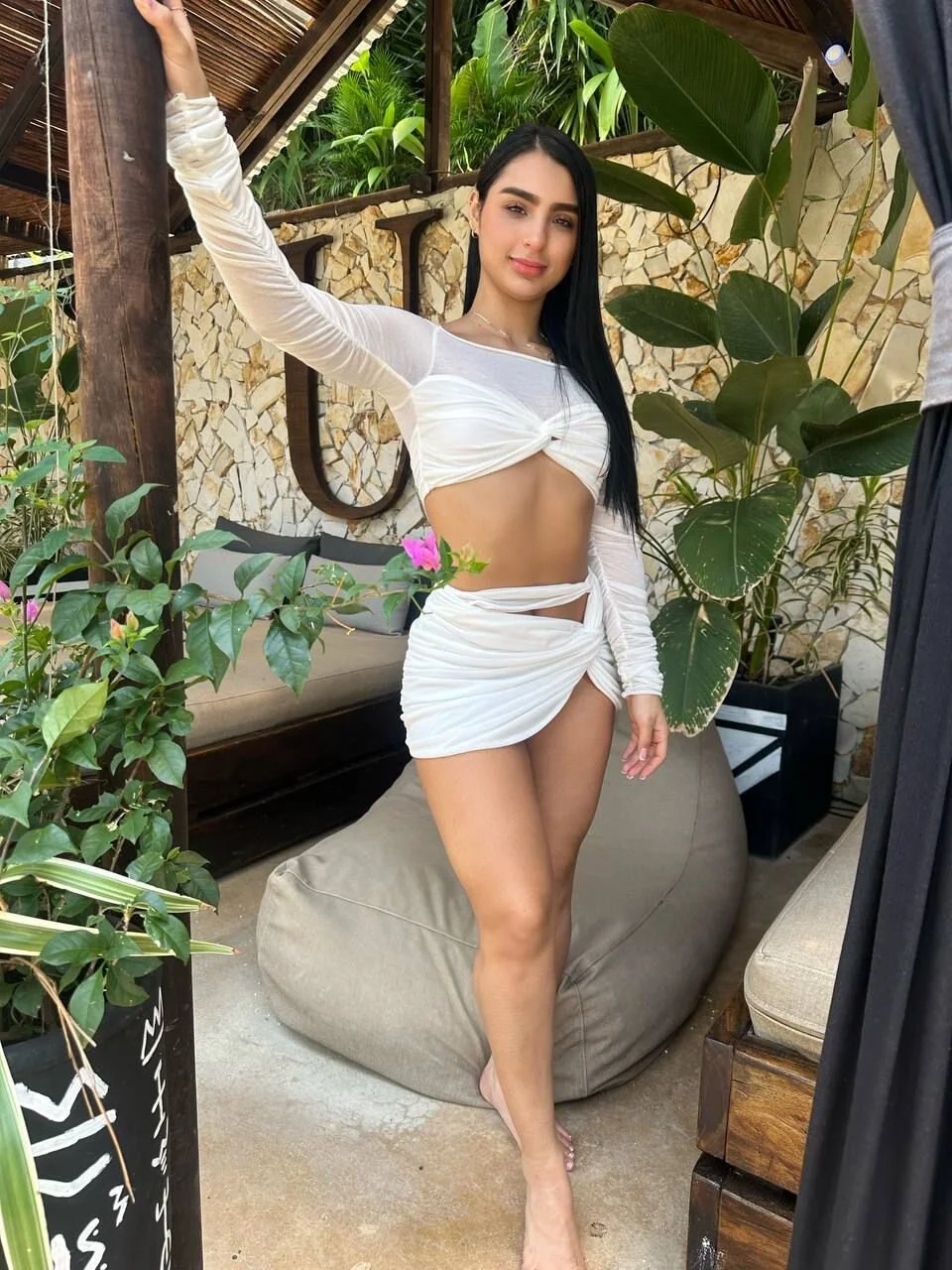 XXX Porn Photo of Nude hanaledian 1