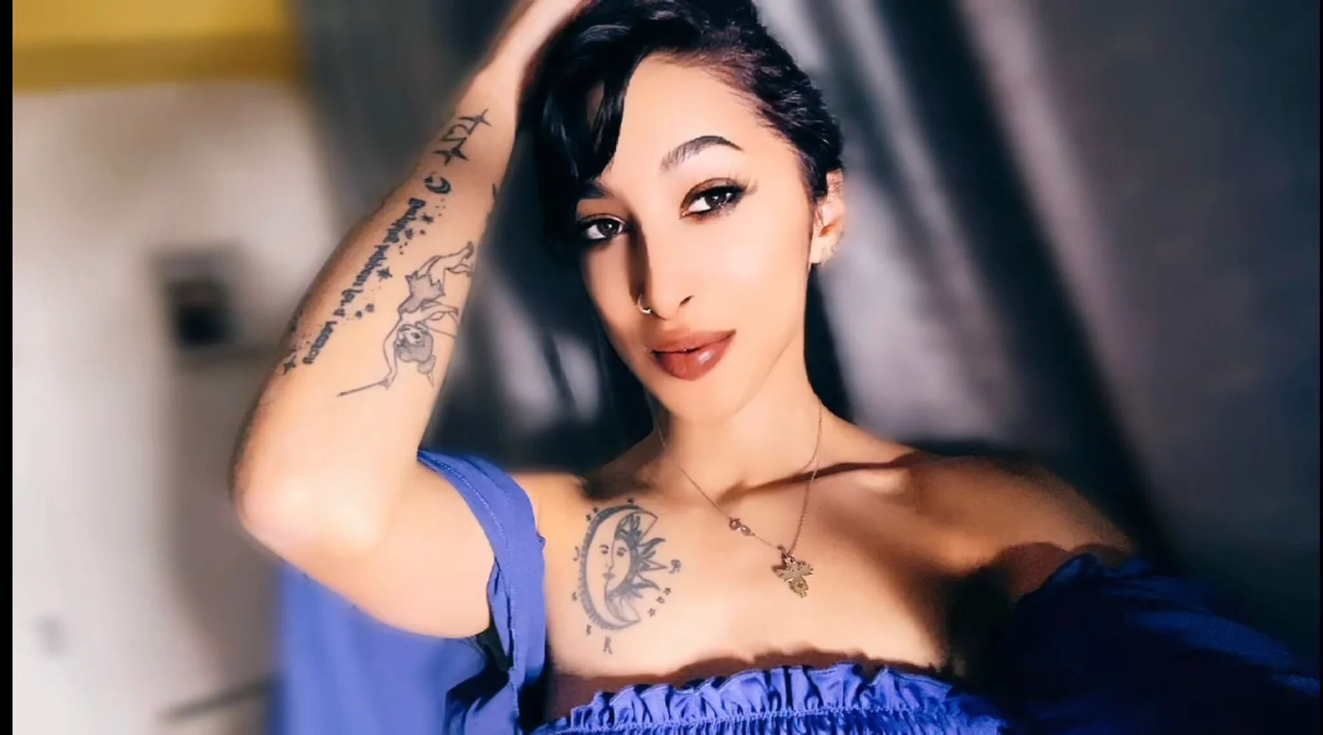 XXX Porn Photo of Nude VannyFoxx 1