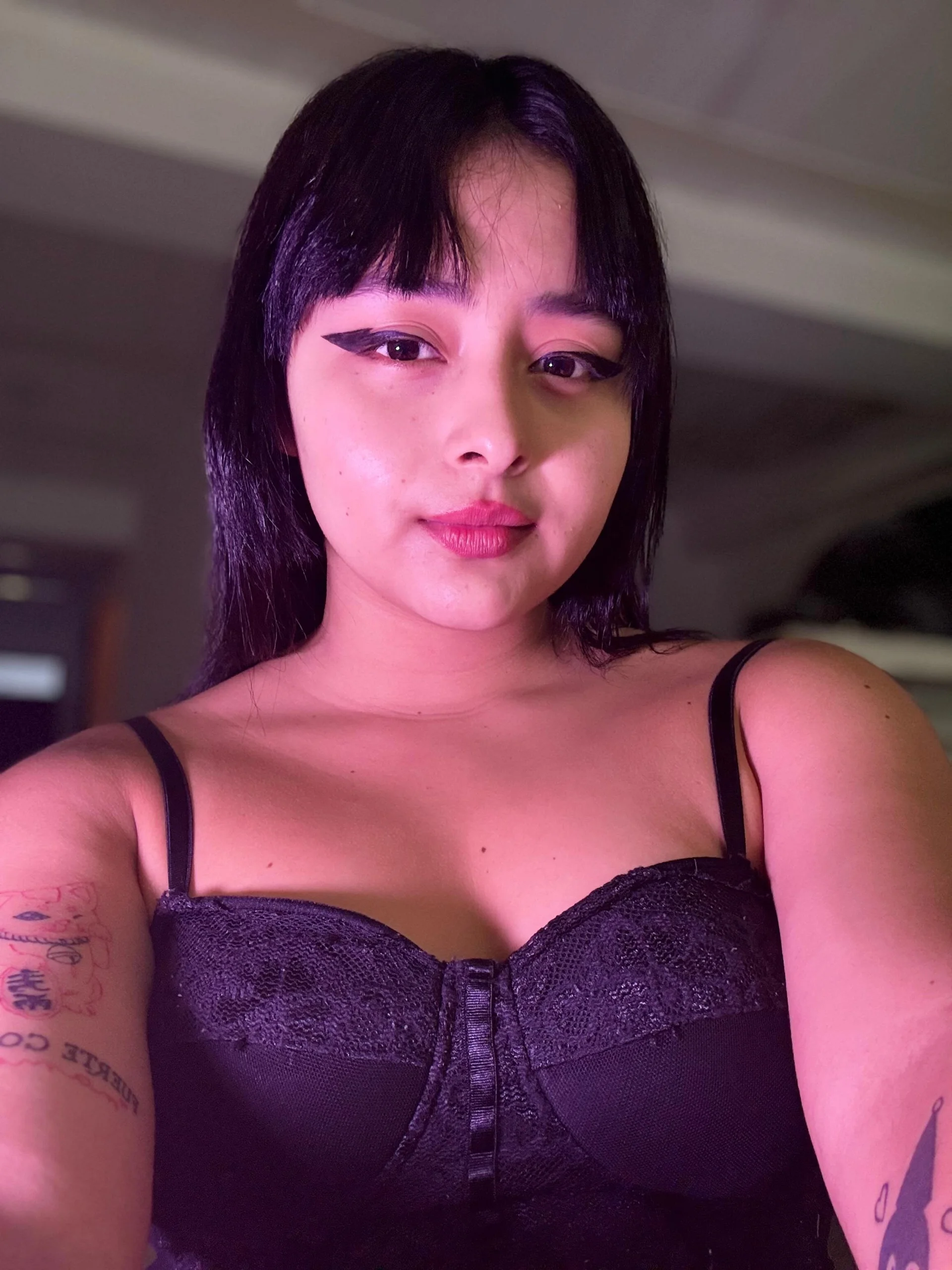 XXX Porn Photo of Nude KimVelezz 35