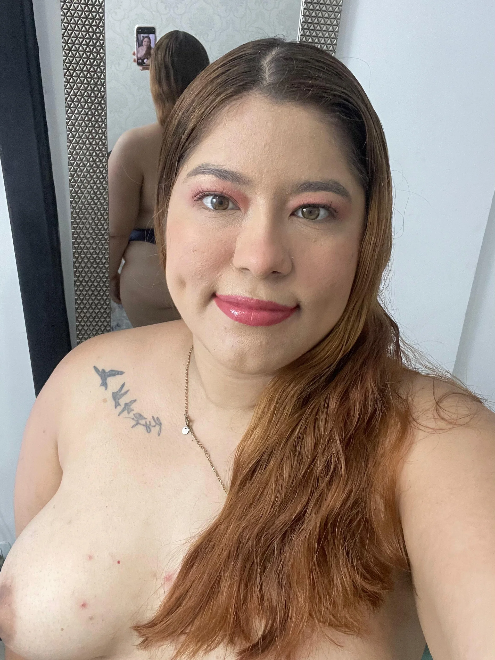 XXX Porn Photo of Nude Hot_little_princessxox 16