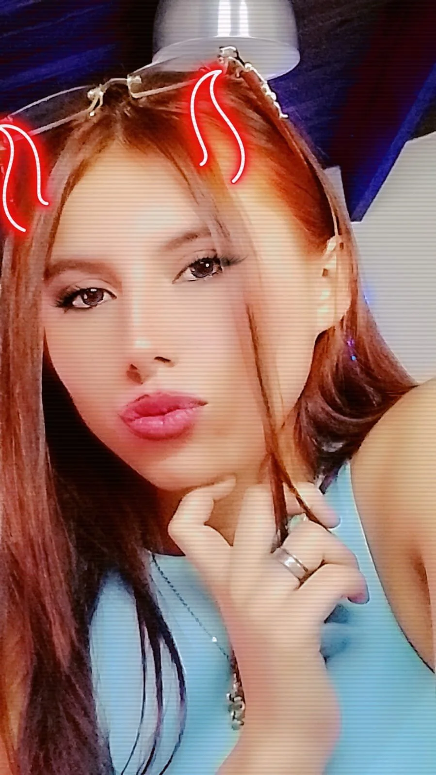 LuluKiss_