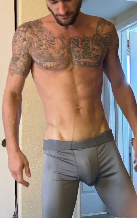 XXX Porn Photo of Nude klownman1 12